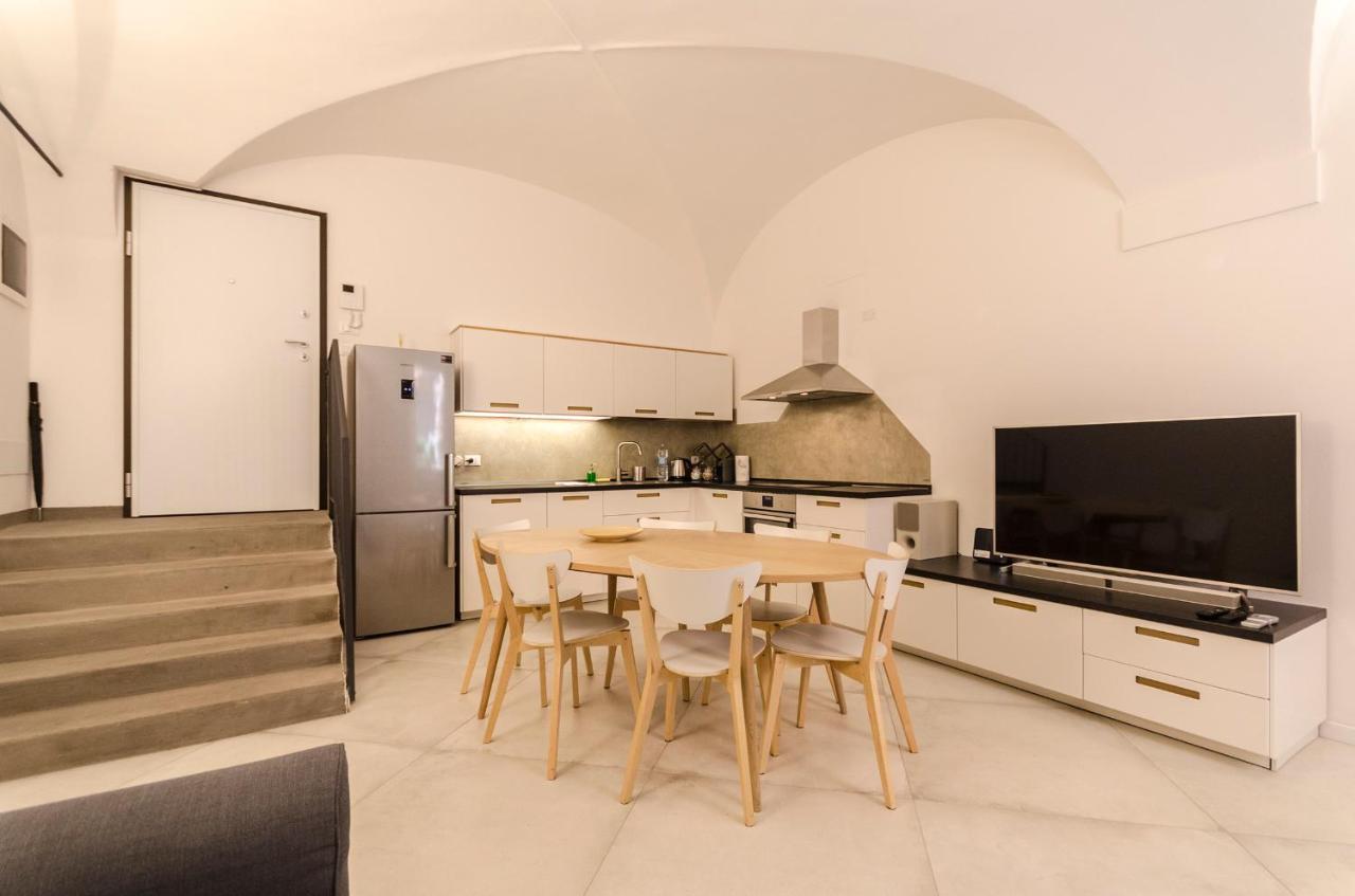 Cartoleria Suite: Spazioso, Moderno E Centrale Bolonha Exterior foto