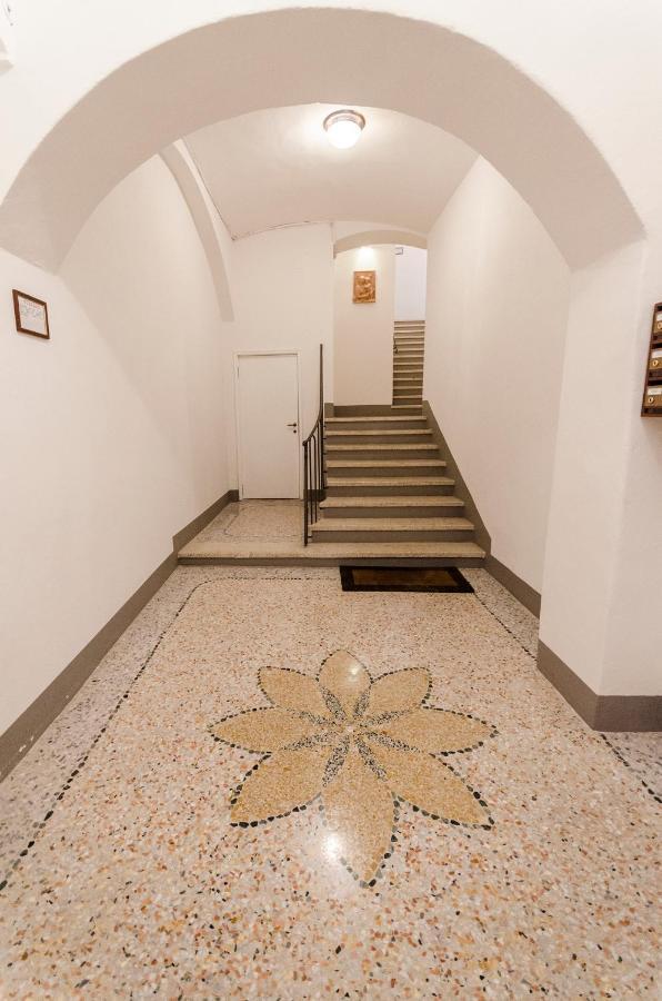 Cartoleria Suite: Spazioso, Moderno E Centrale Bolonha Exterior foto